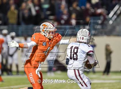 Thumbnail 1 in Cameron Yoe vs. Teague (UIL D3 Quarterfinal) photogallery.