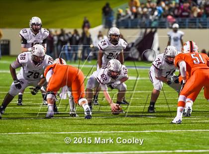 Thumbnail 2 in Cameron Yoe vs. Teague (UIL D3 Quarterfinal) photogallery.