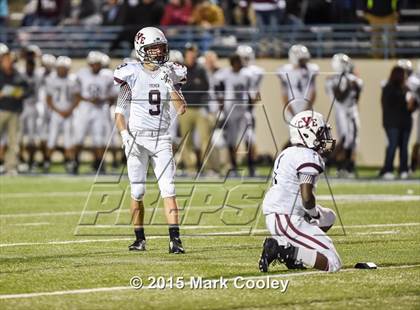 Thumbnail 2 in Cameron Yoe vs. Teague (UIL D3 Quarterfinal) photogallery.