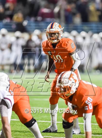 Thumbnail 3 in Cameron Yoe vs. Teague (UIL D3 Quarterfinal) photogallery.