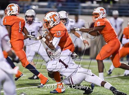 Thumbnail 1 in Cameron Yoe vs. Teague (UIL D3 Quarterfinal) photogallery.