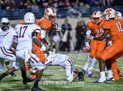 Thumbnail 1 in Cameron Yoe vs. Teague (UIL D3 Quarterfinal) photogallery.