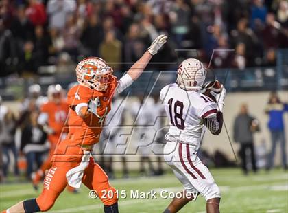 Thumbnail 3 in Cameron Yoe vs. Teague (UIL D3 Quarterfinal) photogallery.