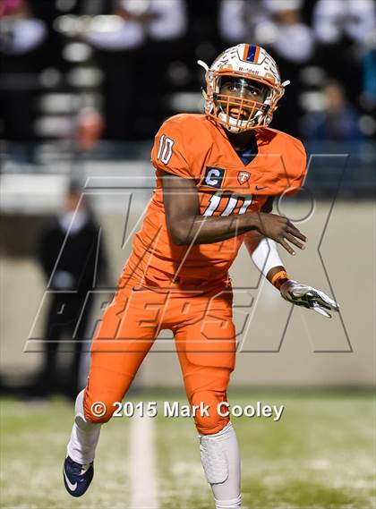 Thumbnail 3 in Cameron Yoe vs. Teague (UIL D3 Quarterfinal) photogallery.