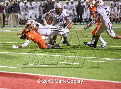 Thumbnail 3 in Cameron Yoe vs. Teague (UIL D3 Quarterfinal) photogallery.