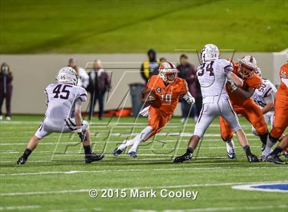 Thumbnail 2 in Cameron Yoe vs. Teague (UIL D3 Quarterfinal) photogallery.