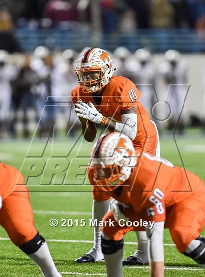 Thumbnail 1 in Cameron Yoe vs. Teague (UIL D3 Quarterfinal) photogallery.
