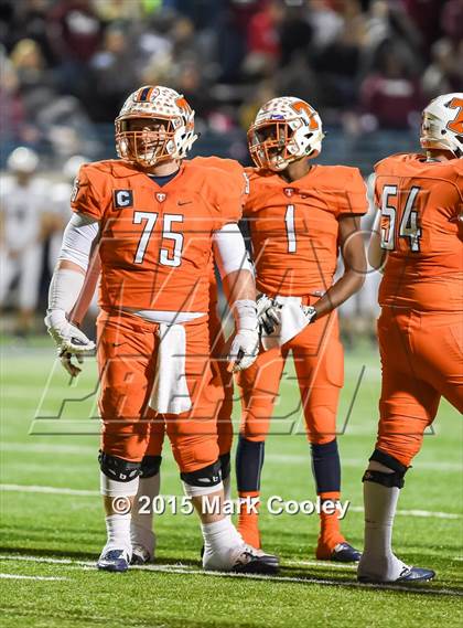Thumbnail 2 in Cameron Yoe vs. Teague (UIL D3 Quarterfinal) photogallery.