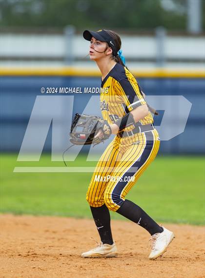 Thumbnail 2 in Liberty @ Hardin-Jefferson photogallery.