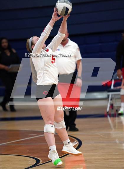 Thumbnail 3 in Splendora vs. Carthage (UIL 4A Regional Semifinal) photogallery.