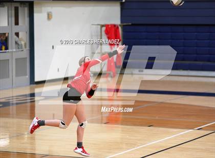 Thumbnail 1 in Splendora vs. Carthage (UIL 4A Regional Semifinal) photogallery.