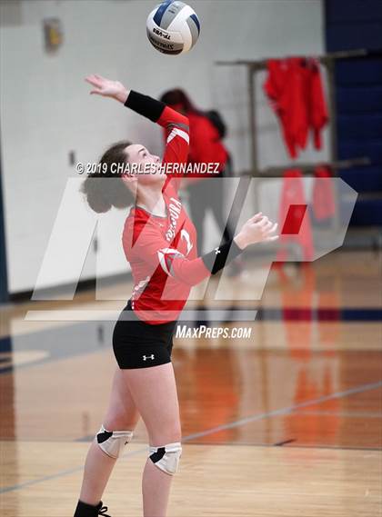 Thumbnail 1 in Splendora vs. Carthage (UIL 4A Regional Semifinal) photogallery.