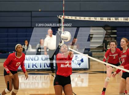 Thumbnail 2 in Splendora vs. Carthage (UIL 4A Regional Semifinal) photogallery.