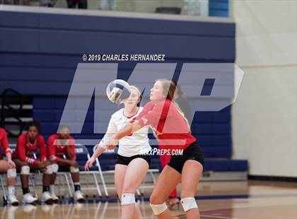 Thumbnail 3 in Splendora vs. Carthage (UIL 4A Regional Semifinal) photogallery.