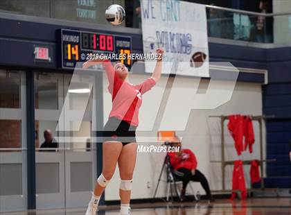 Thumbnail 2 in Splendora vs. Carthage (UIL 4A Regional Semifinal) photogallery.