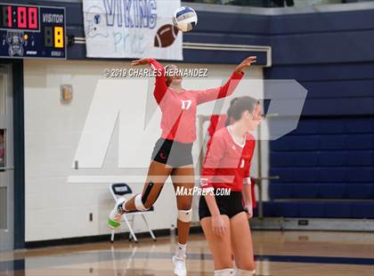 Thumbnail 2 in Splendora vs. Carthage (UIL 4A Regional Semifinal) photogallery.