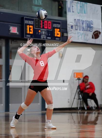 Thumbnail 1 in Splendora vs. Carthage (UIL 4A Regional Semifinal) photogallery.