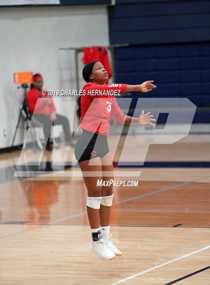 Thumbnail 1 in Splendora vs. Carthage (UIL 4A Regional Semifinal) photogallery.