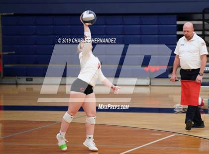 Thumbnail 1 in Splendora vs. Carthage (UIL 4A Regional Semifinal) photogallery.