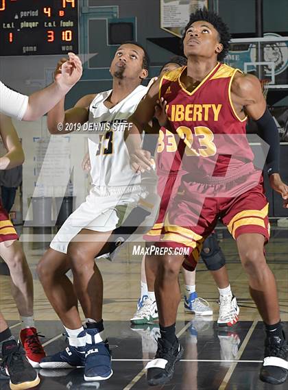 Thumbnail 2 in Liberty vs. Oak Ridge (Adidas Challenge) photogallery.