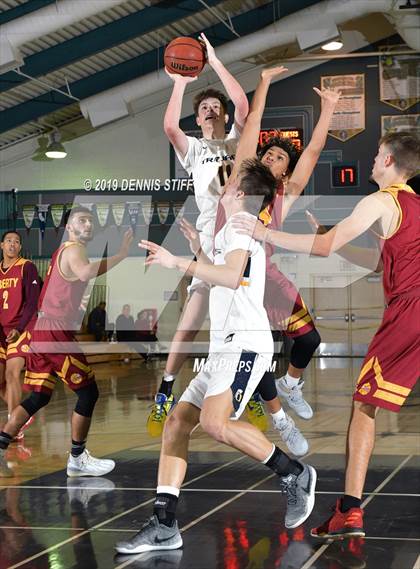 Thumbnail 1 in Liberty vs. Oak Ridge (Adidas Challenge) photogallery.