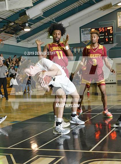 Thumbnail 2 in Liberty vs. Oak Ridge (Adidas Challenge) photogallery.