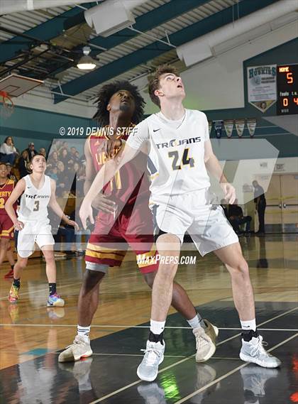 Thumbnail 1 in Liberty vs. Oak Ridge (Adidas Challenge) photogallery.