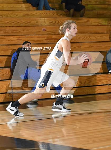 Thumbnail 1 in Liberty vs. Oak Ridge (Adidas Challenge) photogallery.