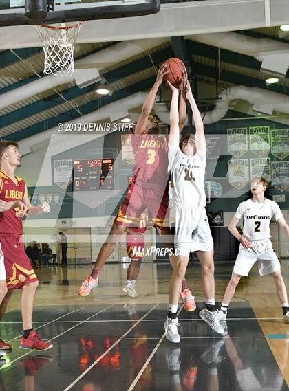 Thumbnail 3 in Liberty vs. Oak Ridge (Adidas Challenge) photogallery.