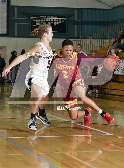 Thumbnail 3 in Liberty vs. Oak Ridge (Adidas Challenge) photogallery.