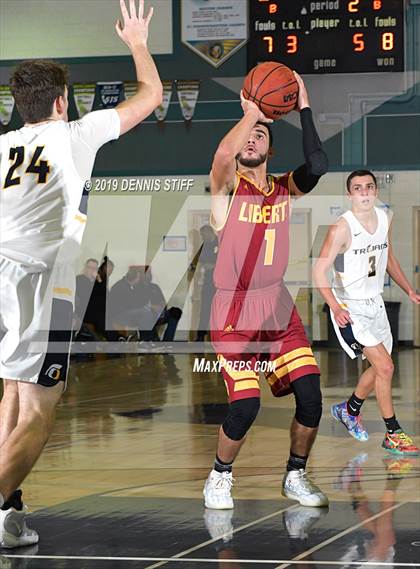 Thumbnail 2 in Liberty vs. Oak Ridge (Adidas Challenge) photogallery.