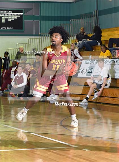 Thumbnail 1 in Liberty vs. Oak Ridge (Adidas Challenge) photogallery.