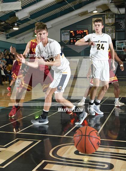 Thumbnail 1 in Liberty vs. Oak Ridge (Adidas Challenge) photogallery.