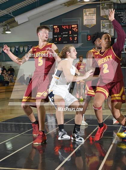 Thumbnail 3 in Liberty vs. Oak Ridge (Adidas Challenge) photogallery.