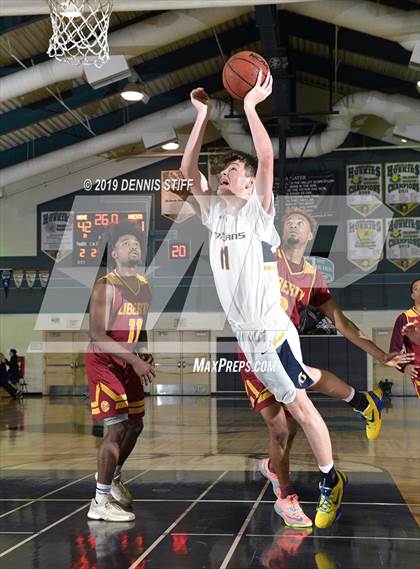 Thumbnail 3 in Liberty vs. Oak Ridge (Adidas Challenge) photogallery.