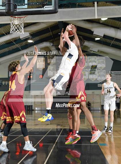 Thumbnail 3 in Liberty vs. Oak Ridge (Adidas Challenge) photogallery.