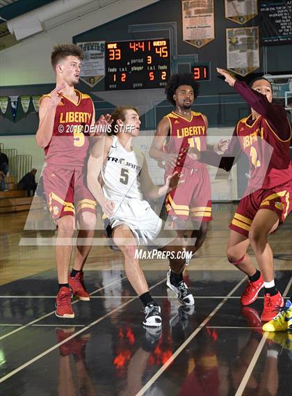 Thumbnail 2 in Liberty vs. Oak Ridge (Adidas Challenge) photogallery.