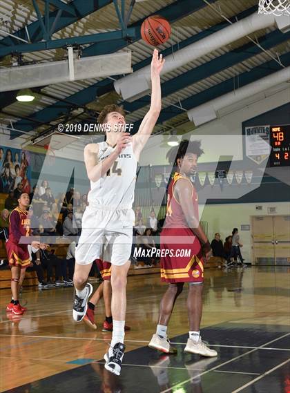 Thumbnail 3 in Liberty vs. Oak Ridge (Adidas Challenge) photogallery.