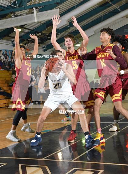 Thumbnail 3 in Liberty vs. Oak Ridge (Adidas Challenge) photogallery.