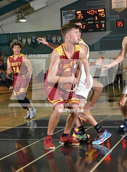 Thumbnail 1 in Liberty vs. Oak Ridge (Adidas Challenge) photogallery.