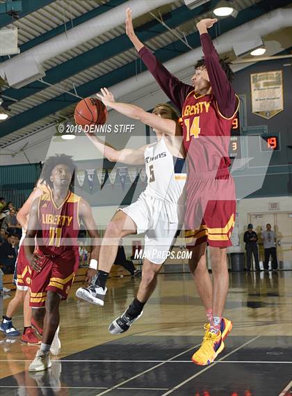 Thumbnail 1 in Liberty vs. Oak Ridge (Adidas Challenge) photogallery.
