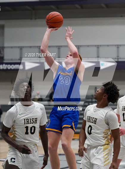 Thumbnail 2 in Cathedral vs. Homestead (Sneakers for Santa Shootout) photogallery.