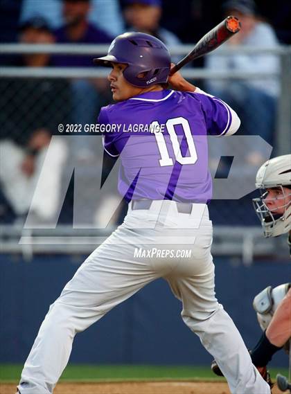 Thumbnail 2 in Paschal [R. L.] vs Keller (UIL 6A Bi-District Playoff Game 1) photogallery.