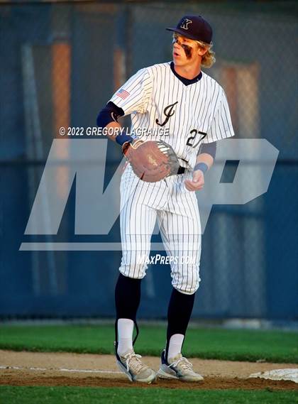 Thumbnail 3 in Paschal [R. L.] vs Keller (UIL 6A Bi-District Playoff Game 1) photogallery.