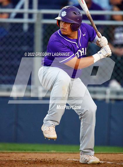 Thumbnail 1 in Paschal [R. L.] vs Keller (UIL 6A Bi-District Playoff Game 1) photogallery.