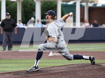 Thumbnail 2 in Southlake Carroll vs. Keller (UIL 6A Regional Finals Game 1) photogallery.