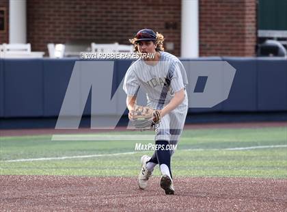 Thumbnail 2 in Southlake Carroll vs. Keller (UIL 6A Regional Finals Game 1) photogallery.