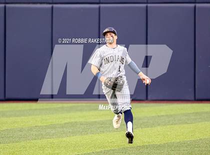 Thumbnail 2 in Southlake Carroll vs. Keller (UIL 6A Regional Finals Game 1) photogallery.
