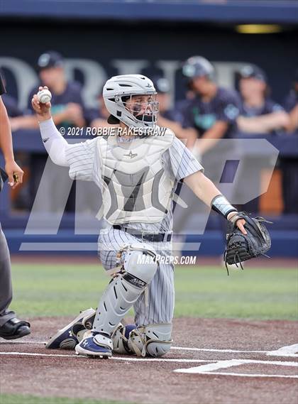 Thumbnail 1 in Southlake Carroll vs. Keller (UIL 6A Regional Finals Game 1) photogallery.