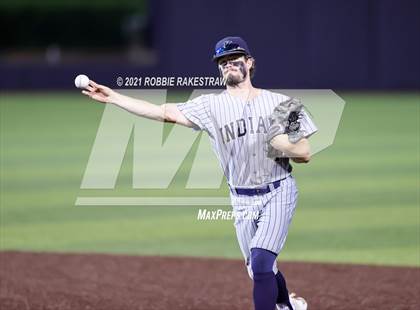 Thumbnail 2 in Southlake Carroll vs. Keller (UIL 6A Regional Finals Game 1) photogallery.